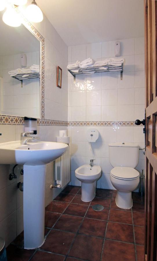Hotel Rural Los Abuelos Montemayor de Pililla Dış mekan fotoğraf