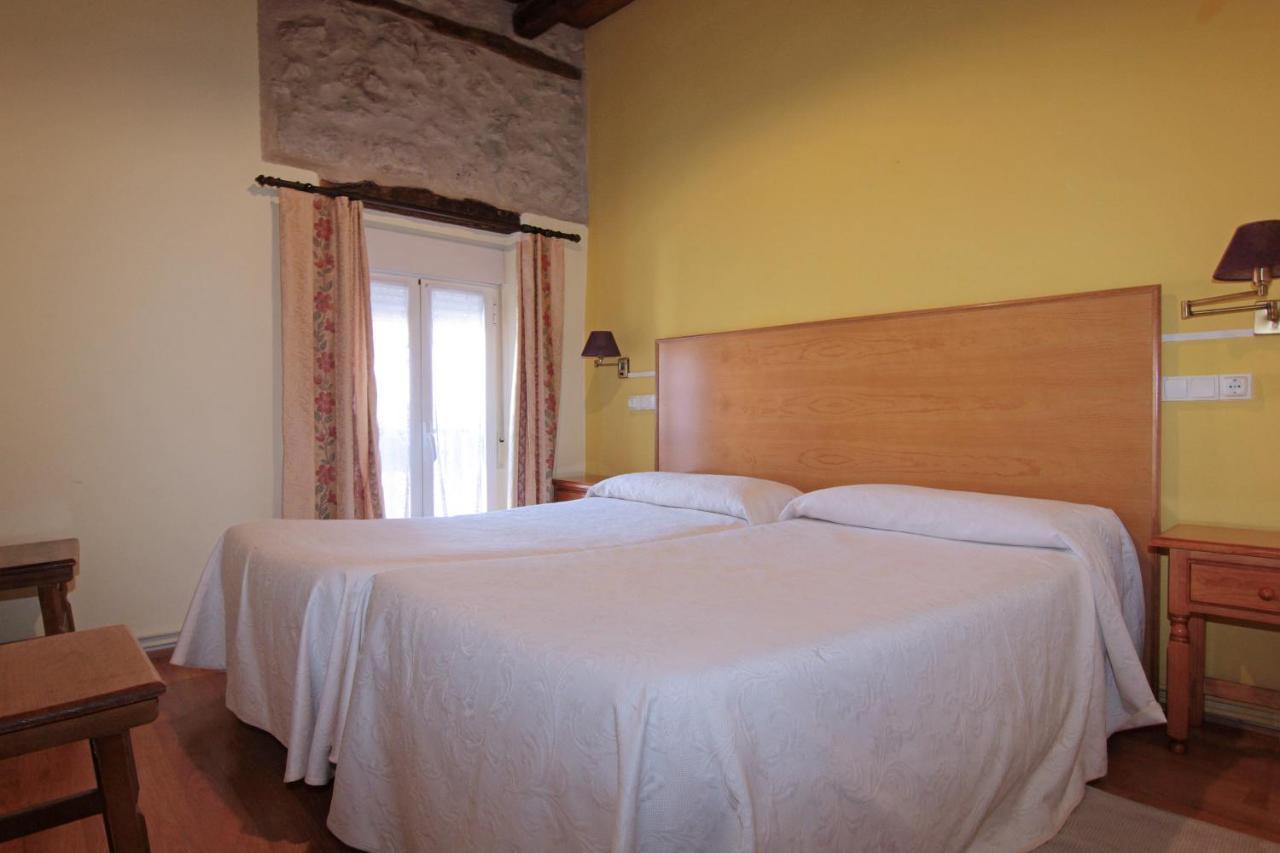 Hotel Rural Los Abuelos Montemayor de Pililla Dış mekan fotoğraf