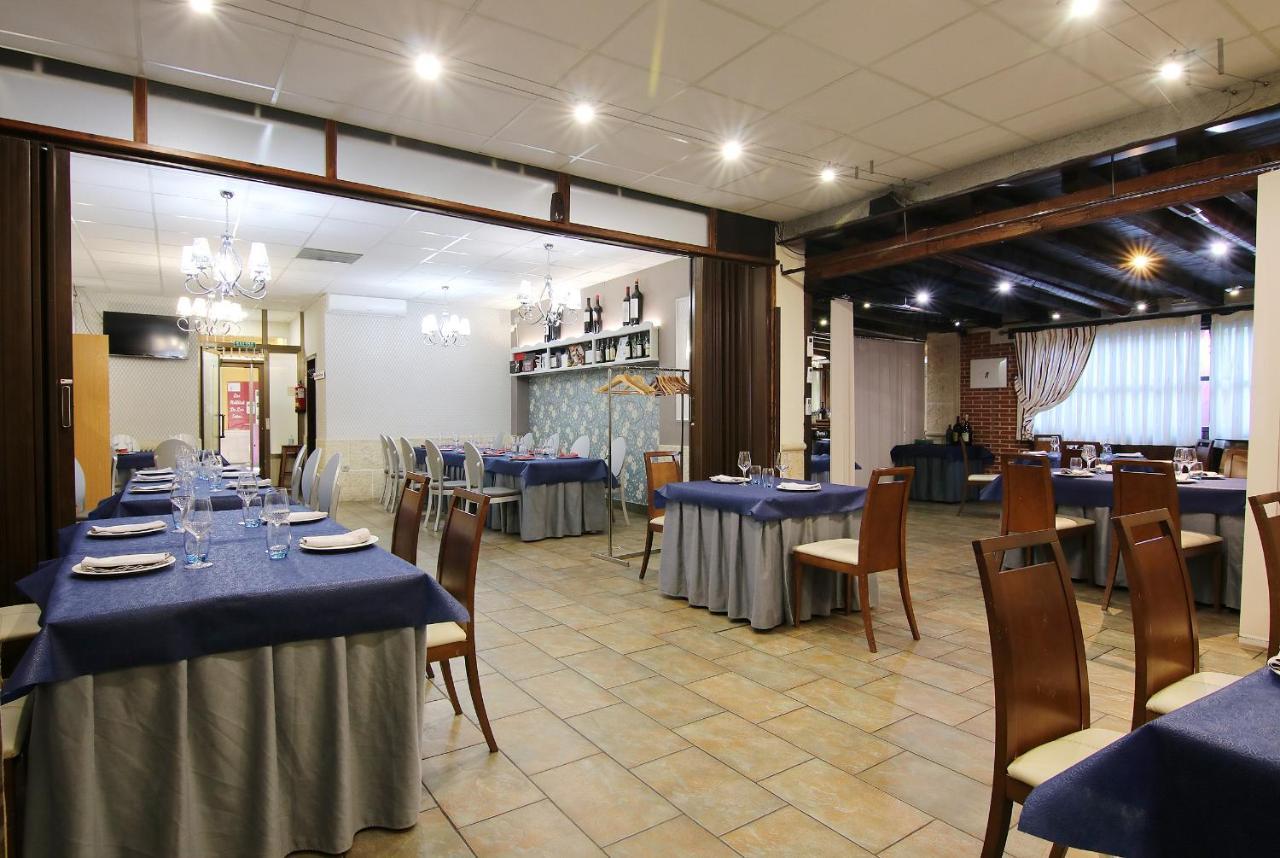 Hotel Rural Los Abuelos Montemayor de Pililla Dış mekan fotoğraf